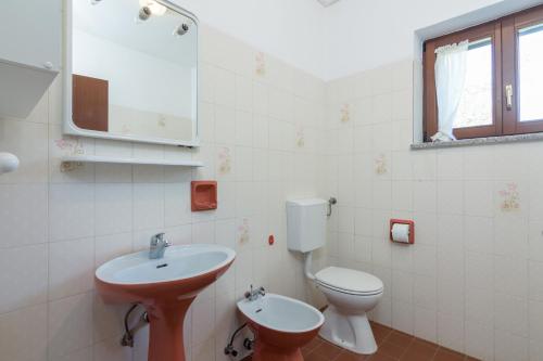 Apartments with parking space Fazana - 20822