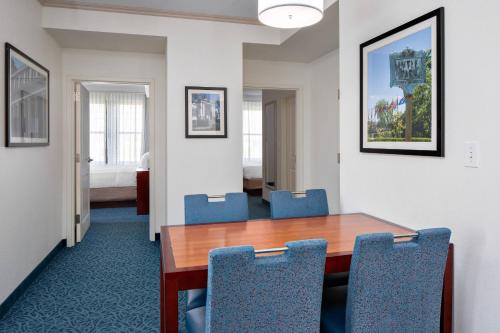 Residence Inn by Marriott Cincinnati Downtown/The Phelps Image