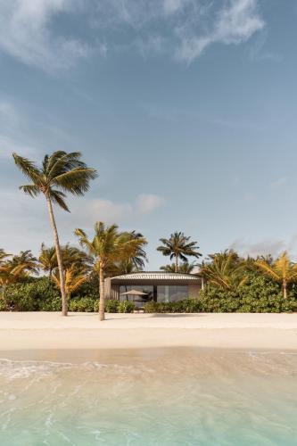The Ritz-Carlton Maldives, Fari Islands photo 3