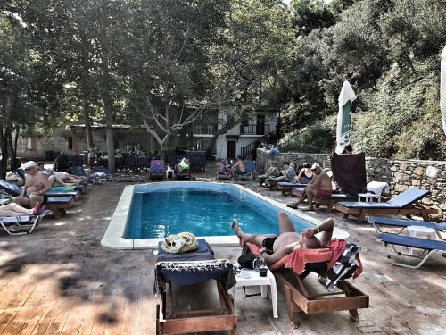 Gallery image of Hotel Kokkino Nero in Kókkinon Nerón