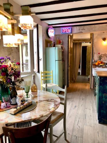 Charming and Design Attic Loft Central Milan in coolest area Navigli Ticinese photo 46