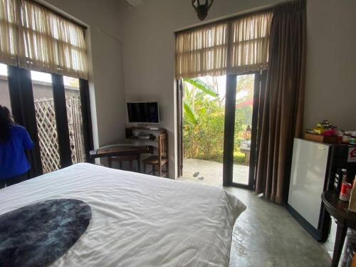 TV a/nebo společenská místnost v ubytování Private Villa88 Groups & families in Chiang Mai