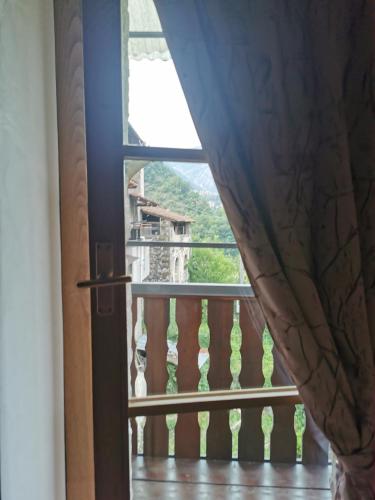 Balkoni atau teres di La Tana del Tasso Rooms&Breakfast