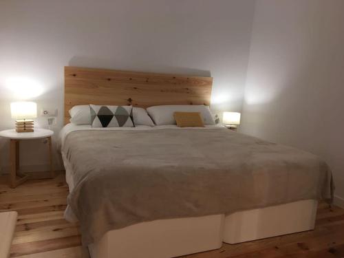 Posteľ alebo postele v izbe v ubytovaní Warm and Inviting, Central location