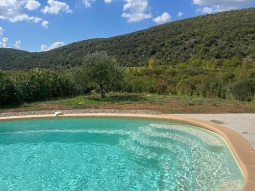 Gambar di galeri bagi Maison récente Gorges de l'Ardèche di Rochecolombe