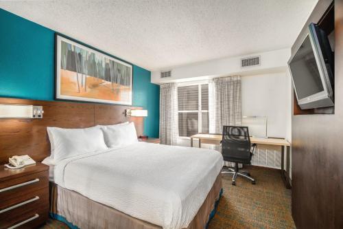 Μια τηλεόραση ή/και κέντρο ψυχαγωγίας στο Residence Inn by Marriott McAllen