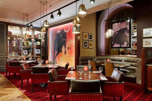 Χώρος καθιστικού στο Bristol Marriott Royal Hotel