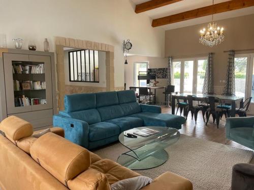 Photo de la galerie de l'établissement Villa Emma 10 / 12 personnes, à Grignan