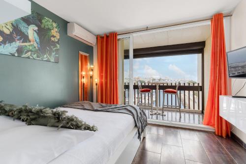 Кровать или кровати в номере Cap d'Agde Studio - Village naturiste