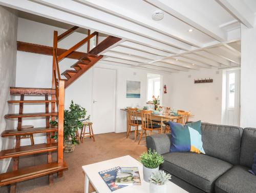 Gallery image of Rhiw - 1 Ty'n Don in Abersoch