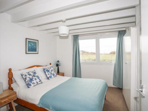 Gallery image of Rhiw - 1 Ty'n Don in Abersoch