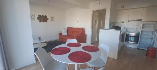 Jadalnia w apartamencie