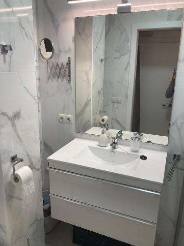 Sombrita del Sol Studio Interior