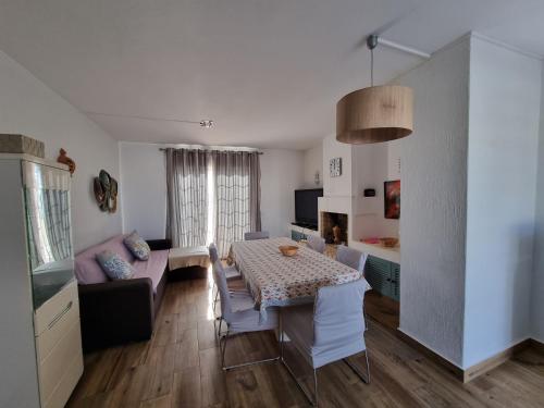 Sea view Penthouse 10 min walking Albufeira old town and Beach Pescadores