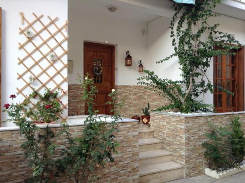 Gallery image of Studio Lefteris in Skiathos Town