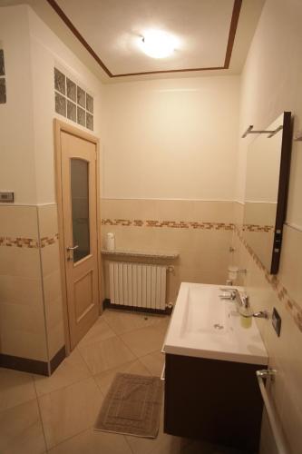 Ένα μπάνιο στο Bed and Breakfast Luna