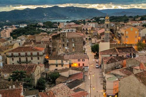 Beau T2 entre Santa Giulia et Palombaggia -