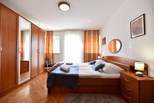 Apartment Pablo - Old Town Zadar with Balcony