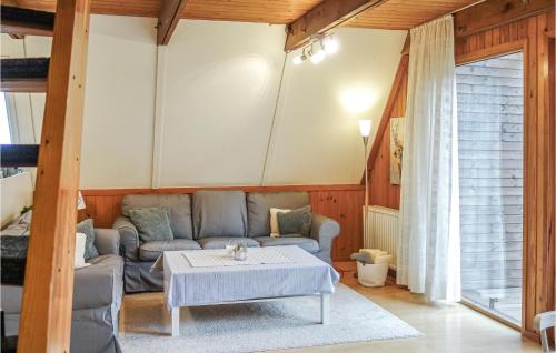 Posezení v ubytování 3 Bedroom Stunning Home In Bad Arolsen