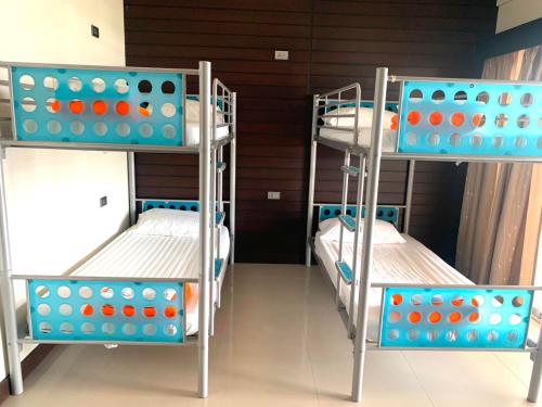 Letto o letti in una camera di Lub Sbuy Hostel