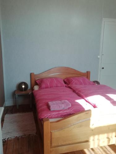 Postel nebo postele na pokoji v ubytování Thunder Roadhouse