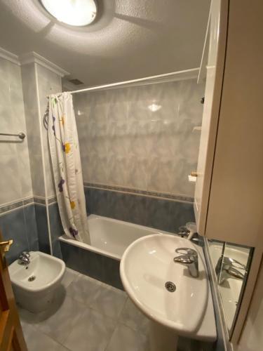 Large Central Apartment Torrevieja/ Near the beach