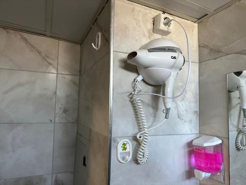 Koupelna v ubytování NR1 HOTEL