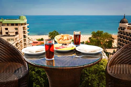 Naturlandskabet i nærheden af lejligheden