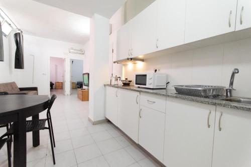 Piso Entreplanta (sótano/calle).