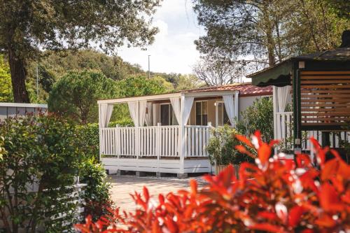 Taman di luar Camping Resort Tina Vrsar