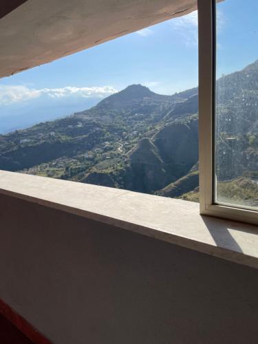 Un paisaje natural cerca de la casa de huéspedes