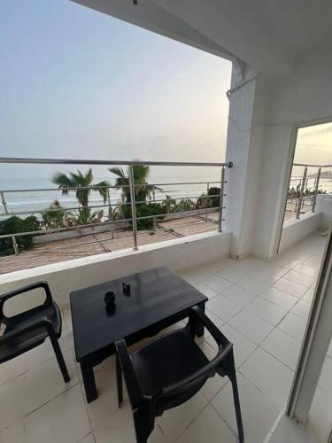 Balkón nebo terasa v ubytování Superbe appartement pied et vue sur mer