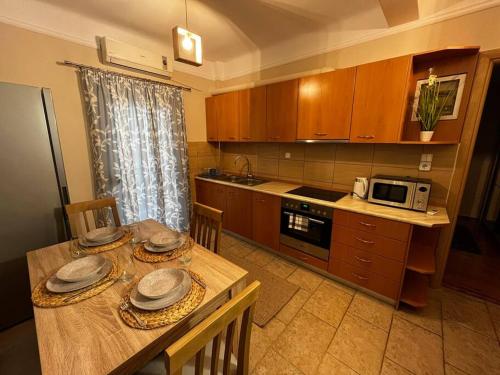 Nestos Apartment