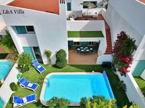 L&A Villa with Private heated Pool in Prainha