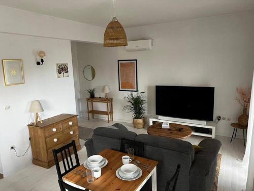 Gallery image of Newly refurbished, coastal apartment- Barbati in Barbati