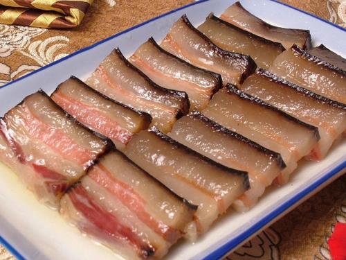ホテルの敷地内または近くでの食事または食べ物