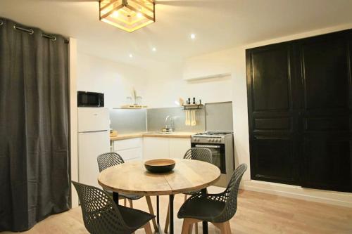 Photo de la galerie de l'établissement Appartement centre Brioude, à Brioude