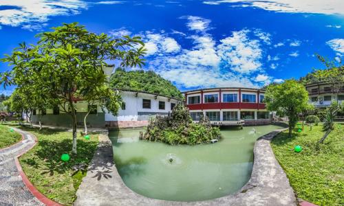 Hunan New Pipaxi Hotelにある庭