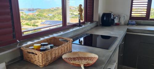 Η κουζίνα ή μικρή κουζίνα στο Home Sweet Home Jan Thiel Curacao best view