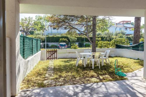 M050 -Marcelli, trilocale con giardino a 200 metri dal mare
