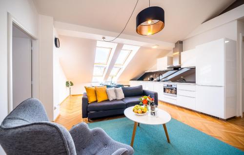 Luxurious Woodrow Wilson apt in Prague centre