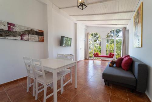 CASADELMAR Marbella 24 APARTAMENTOS VACACIONALES