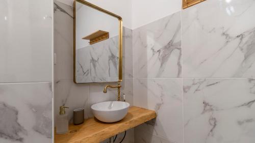Campinho 1T - Stylish 1BR by LovelyStay