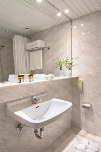 Bagno di Titania Hotel