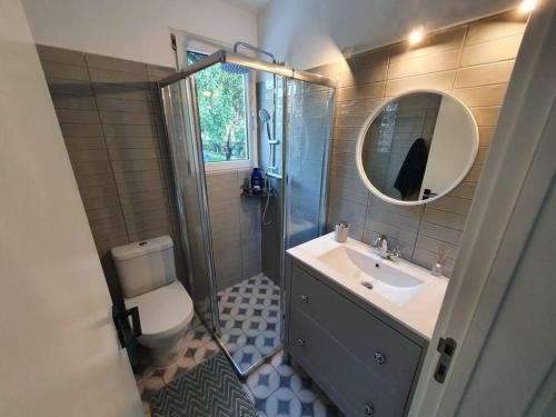 Koupelna v ubytování Casinha de Campo a 40 minutos de Lisboa