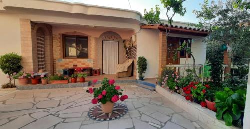 Kristel Holiday Home