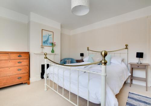 Periwinkle Cottage – Photos 3