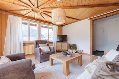 The Eiger Express Apartment - GRINDELHOMES