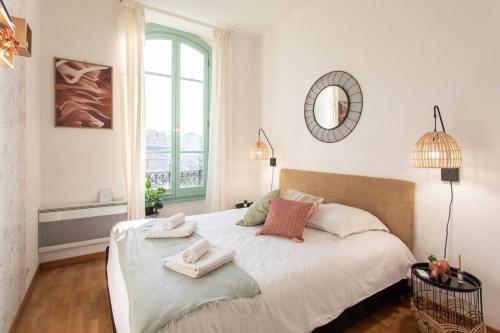 L40 - Staywizus - 2P Central 5 mins Old Town & Sea, Balcony & AC