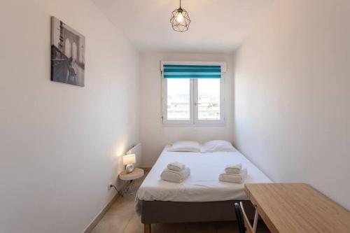 Posteľ alebo postele v izbe v ubytovaní L41 Suite Paladium 8pax 4rooms balcony WIFI AC
